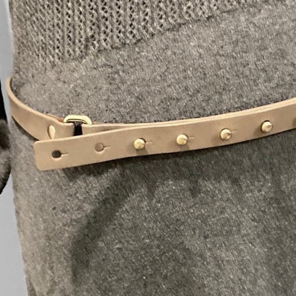 GAP Tan Leather Belt 32" but can be made bigger